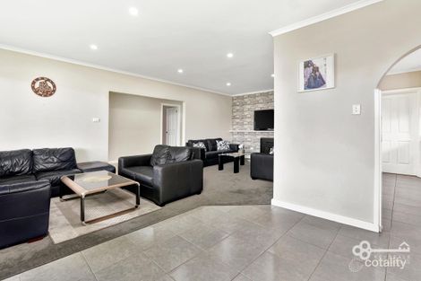 Property photo of 6 Hakea Street Mount Gambier SA 5290