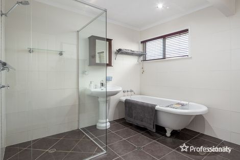 Property photo of 22 Kolora Crescent Ferny Hills QLD 4055