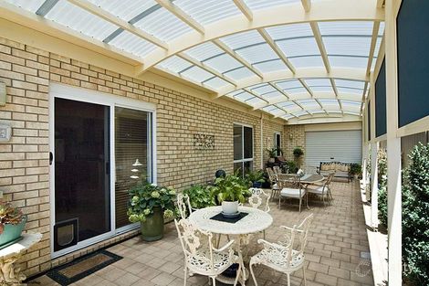 Property photo of 29 Maesbury Circuit Sturt SA 5047