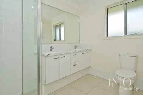 Property photo of 10 Radke Road Bethania QLD 4205