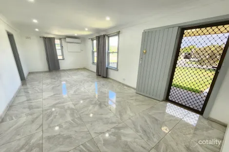 Property photo of 128 Willan Drive Cartwright NSW 2168