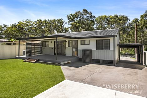 Property photo of 12 Lowana Avenue Charmhaven NSW 2263