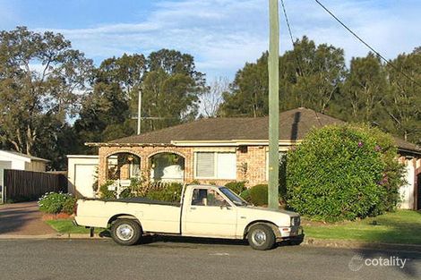 8 Goodacre Ave, Fairfield West, NSW 2165