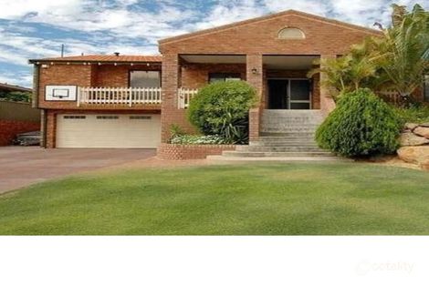 Property photo of 10 Bramwell Road Noranda WA 6062