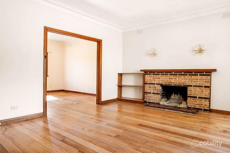 Property photo of 1 Sutton Parade Mont Albert North VIC 3129