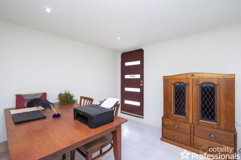 Property photo of 8 Covelline Place Forrestfield WA 6058