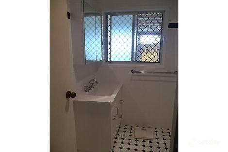 Property photo of 31 Champagne Crescent Wilsonton Heights QLD 4350