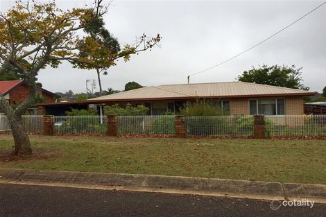 Property photo of 31 Champagne Crescent Wilsonton Heights QLD 4350