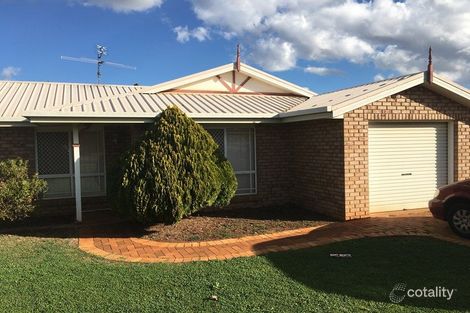 44 Gainsborough Dr, Glenvale, QLD 4350