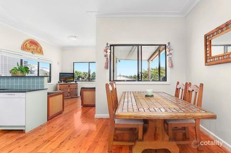 Property photo of 37 Headland Road North Curl Curl NSW 2099