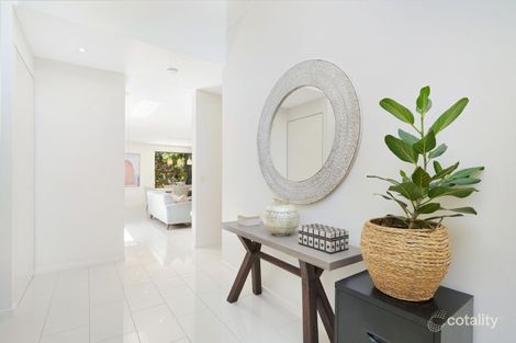 Property photo of 2665 The Address Hope Island QLD 4212