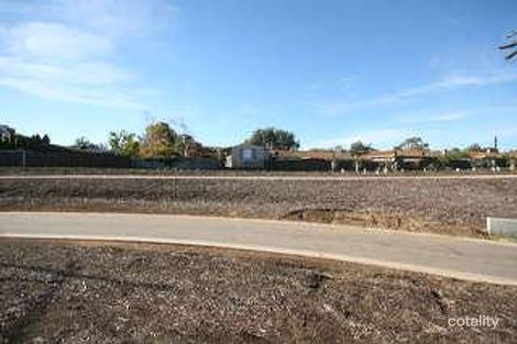Property photo of 2/4 Kareda Drive Campbelltown SA 5074
