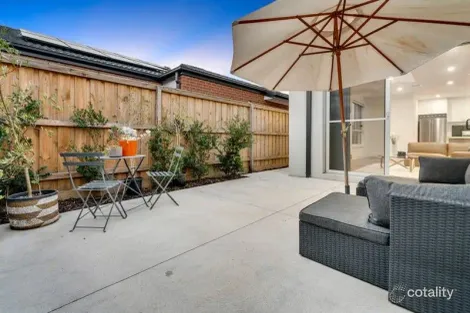 Property photo of 2 Hazel Way Mickleham VIC 3064