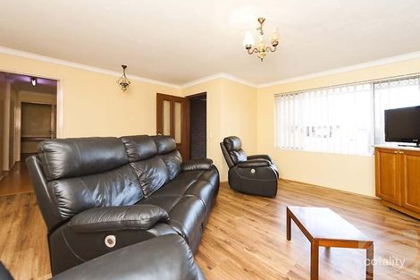 Property photo of 4 Malu Court Camillo WA 6111