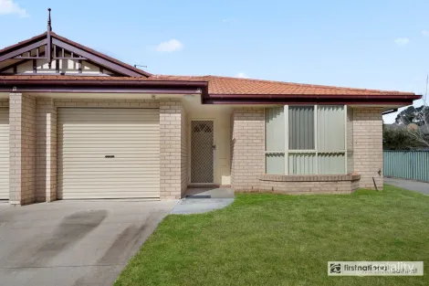 8d Wilkins St, Mitchell, NSW 2795