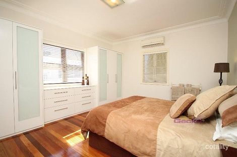 Property photo of 218 Rode Road Wavell Heights QLD 4012