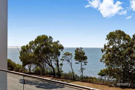 301/137 Landsborough Ave, Scarborough, QLD 4020