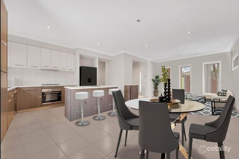 Property photo of 2/26 Springleaf Road Tarneit VIC 3029