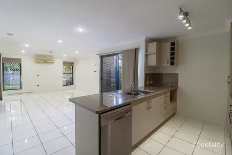 Property photo of 16 Sundowner Road Clinton QLD 4680