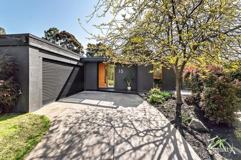 Property photo of 15 Cambridge Close Croydon Hills VIC 3136