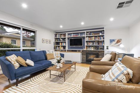 Property photo of 12 Langford Crescent Donvale VIC 3111