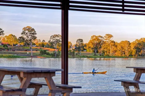 Property photo of 3 Ochre Court Branyan QLD 4670