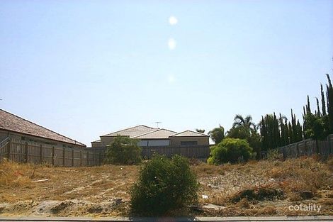 21 Meadowbank Gdns, Hillarys, WA 6025