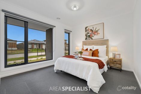 Property photo of 4 Ultra Way Clyde North VIC 3978