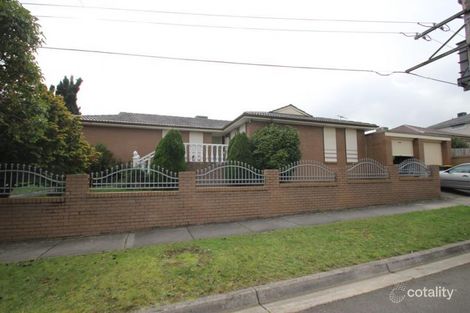 40 Chancellor Dr, Wheelers Hill, VIC 3150