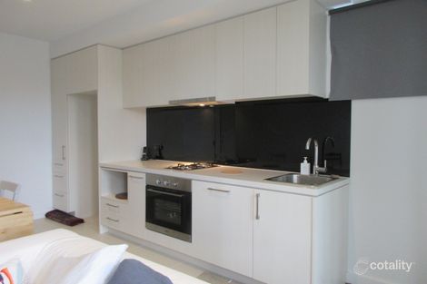 Property photo of 104/61 Lees Street McKinnon VIC 3204