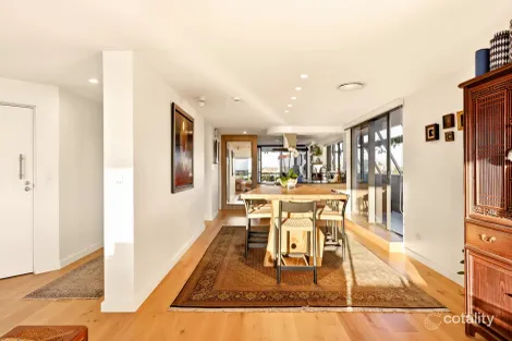 Property photo of 35/89 Thorn Street Kangaroo Point QLD 4169