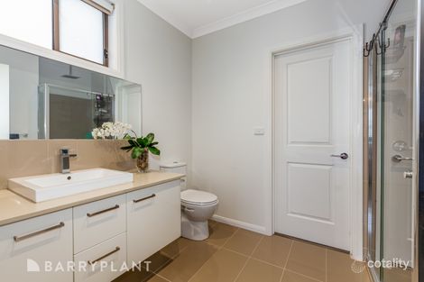 Property photo of 30 Palladium Circle Beveridge VIC 3753