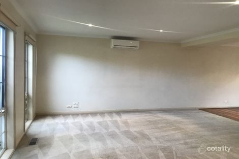 Property photo of 11/240 Mountain Highway Wantirna VIC 3152