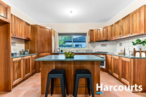 Property photo of 16 Newhaven Drive Berwick VIC 3806
