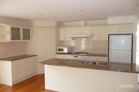 Property photo of 4 Paiglee Court Kalimna VIC 3909
