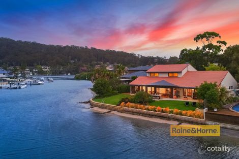 Property photo of 30 Cuttlefish Parade St Huberts Island NSW 2257