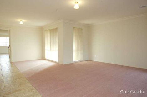 Property photo of 3 Charles Conder Place Berwick VIC 3806