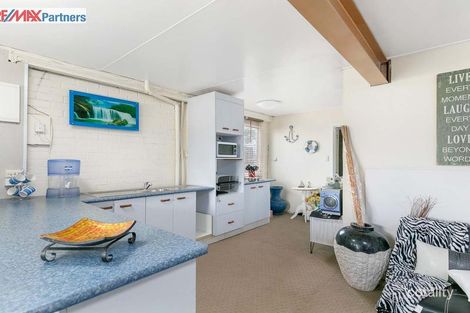 Property photo of 1 Crescent Street Urangan QLD 4655