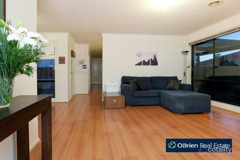 Property photo of 15 Farnborough Way Berwick VIC 3806