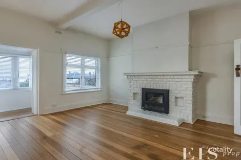 2/7 Braeside Cres, Sandy Bay, TAS 7005