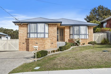 42 Ashbourne Gr, West Moonah, TAS 7009