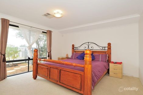 32 Birchmore Gdns, Ellenbrook, WA 6069