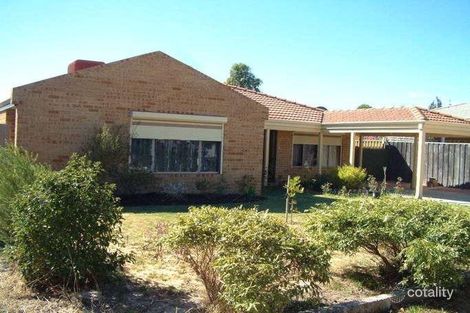 19 Dulverton Cl, Stratton, WA 6056