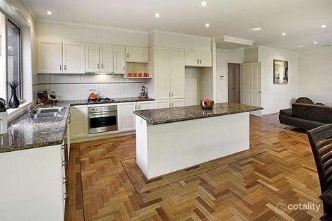 Property photo of 9 Tara Grove Carnegie VIC 3163
