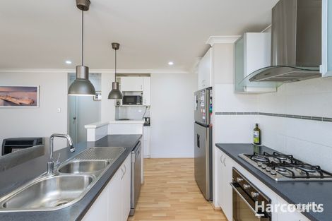 Property photo of 25 Brunswick Circuit Banksia Grove WA 6031