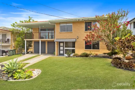 Property photo of 104 Wilgarning Street Stafford Heights QLD 4053