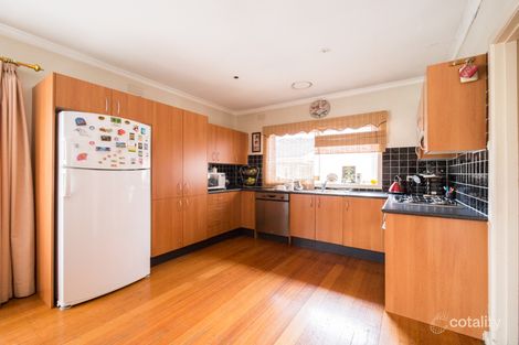Property photo of 18 Penn Court Fawkner VIC 3060