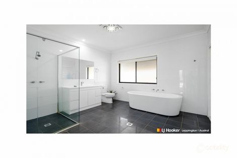 Property photo of 137 Lyrebird Road Pheasants Nest NSW 2574