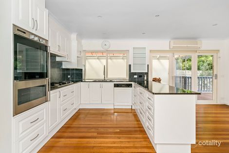 Property photo of 25 Ravenscourt Crescent Mount Eliza VIC 3930