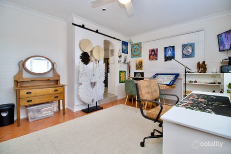 Property photo of 11 Hamersley Court Cooloongup WA 6168